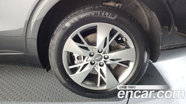 Genesis GV70 2022 — Photo 7/20