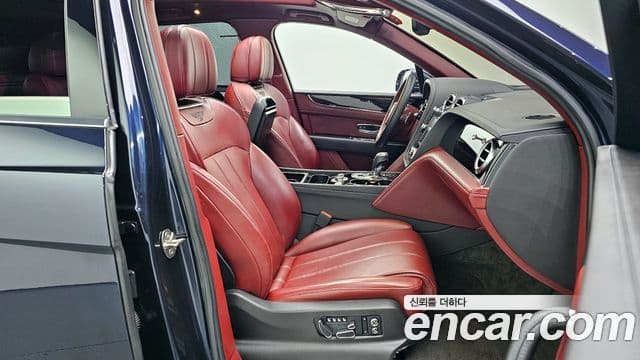 Bentley Bentayga 2020 — Şəkil 10/20