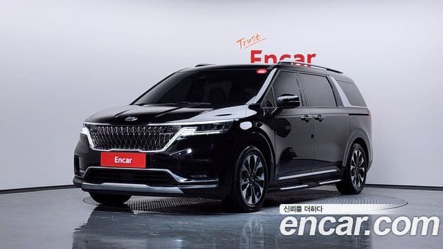 Kia Carnival 2021 — ფოტო 5/20