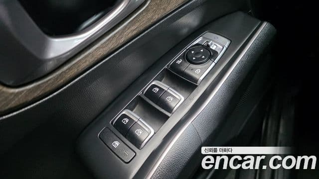 Kia Sorento 2021 — Photo 2/20