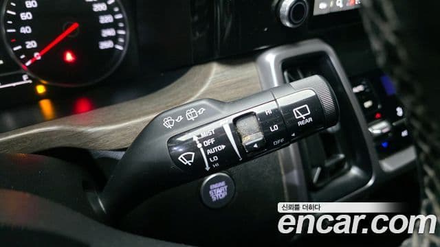 Kia Sorento 2021 — Photo 12/20