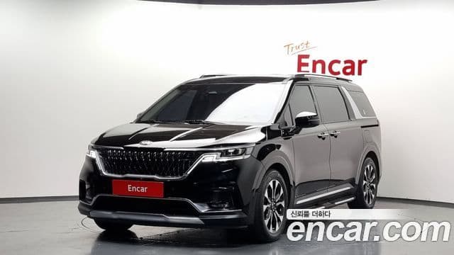 Kia Carnival 2021 — ფოტო 17/20