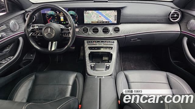 Mercedes-Benz E-Class 2021 — ფოტო 7/20