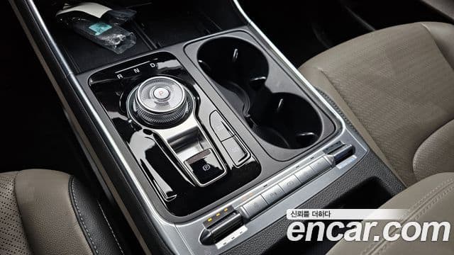 Kia Carnival 2024 — Фото 9/20