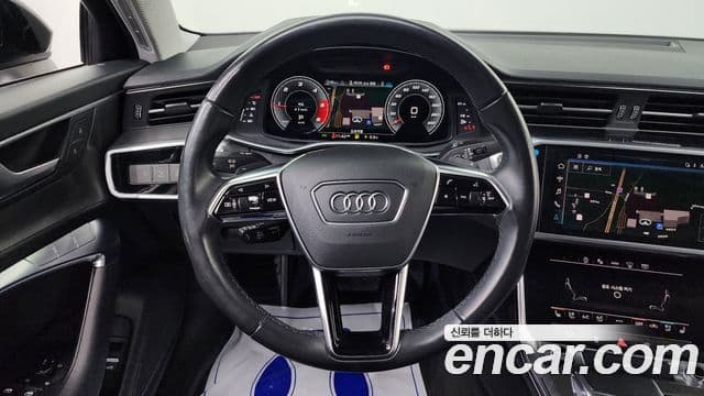 Audi A6 2021 — ფოტო 13/20