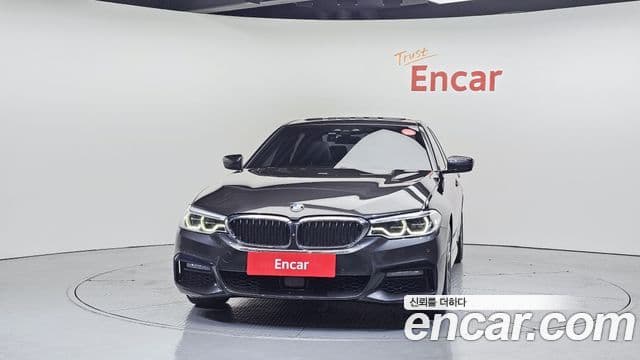 BMW 5 Series 2019 — Photo 7/20