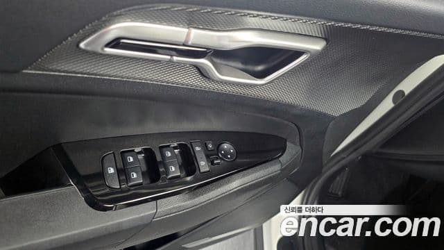 Kia Sportage 2021 — ფოტო 14/20