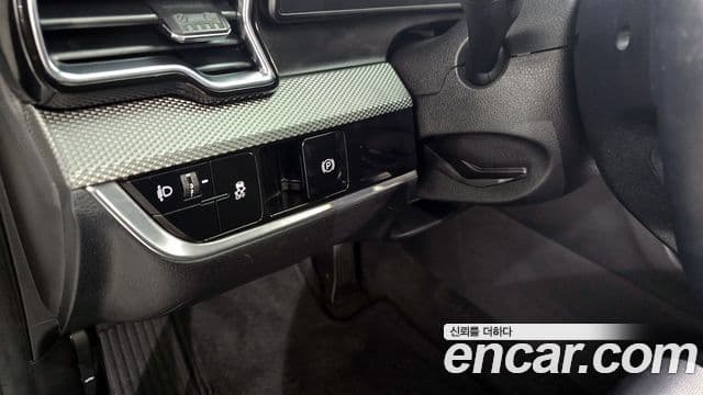 Kia Sportage 2021 — ფოტო 15/20