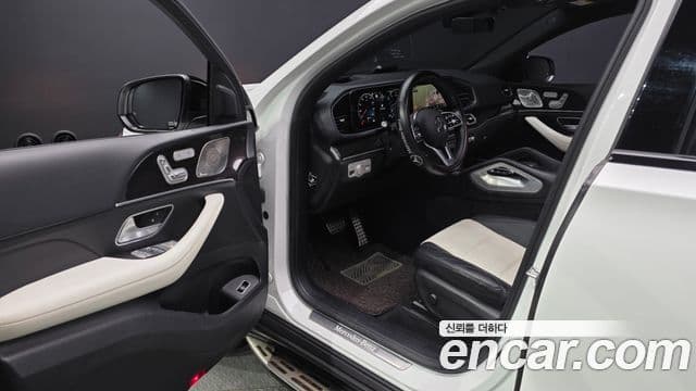 Mercedes-Benz GLE-Class 2022 — Фото 9/20