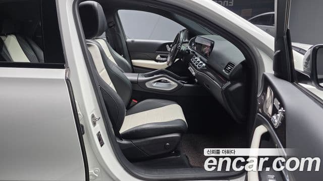 Mercedes-Benz GLE-Class 2022 — Фото 10/20