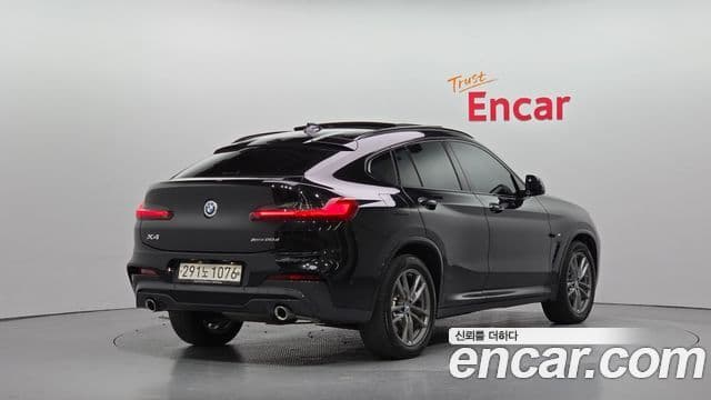 BMW X4 2020 — Фото 2/20