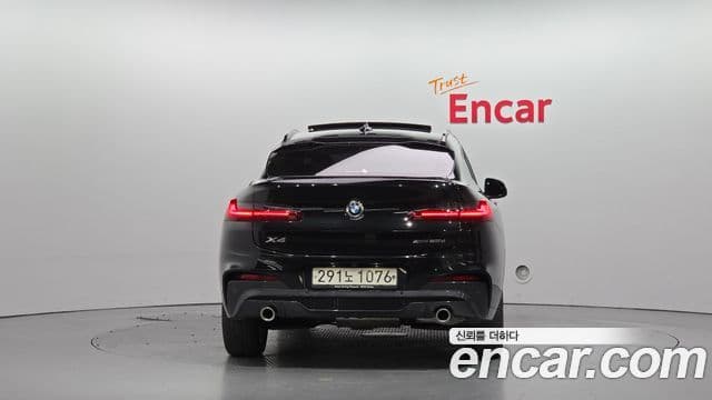 BMW X4 2020 — Фото 4/20