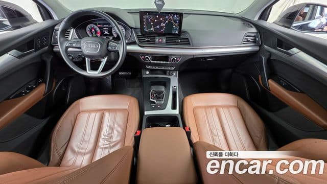 Audi Q5 2021 — ფოტო 7/20
