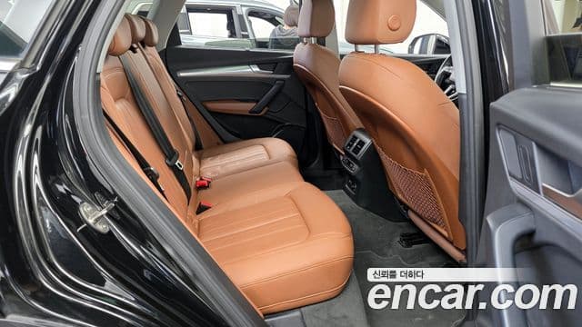 Audi Q5 2021 — ფოტო 12/20