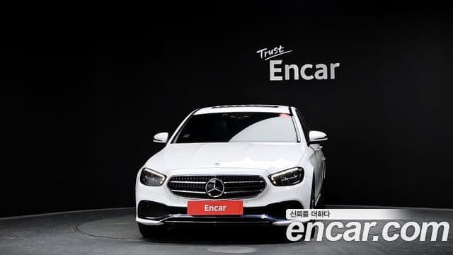Mercedes-Benz E-Class 2023 — Şəkil 3/20
