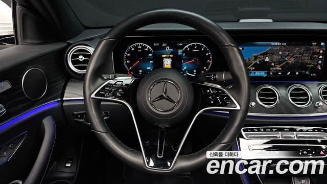 Mercedes-Benz E-Class 2023 — Şəkil 13/20