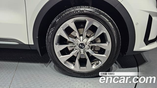 Kia Sorento 2020 — Şəkil 4/20