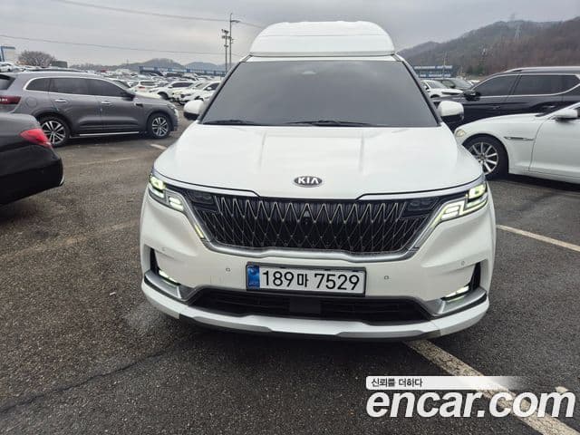 Kia Carnival 2021 — Şəkil 8/20
