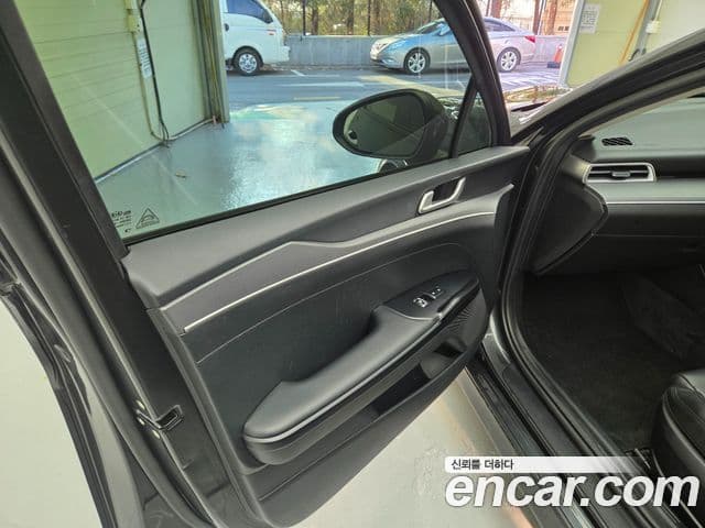 Kia K5 2020 — Şəkil 14/18