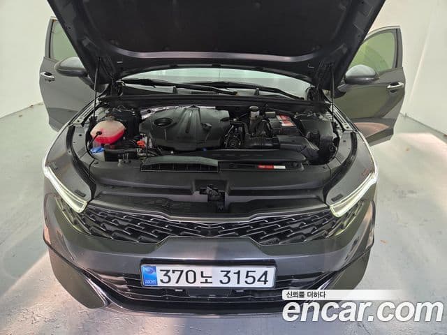 Kia K5 2020 — Şəkil 15/18