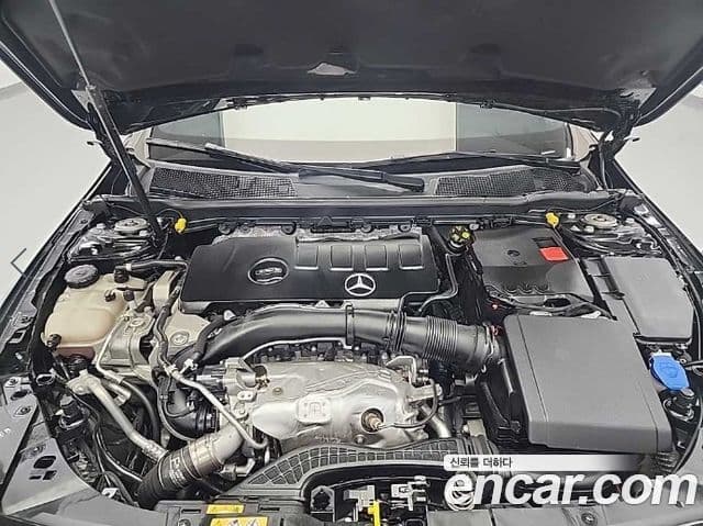 Mercedes-Benz CLA-Class 2020 — Şəkil 5/19
