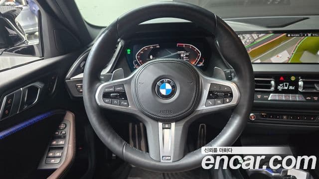 BMW 1 Series 2022 — Şəkil 13/20