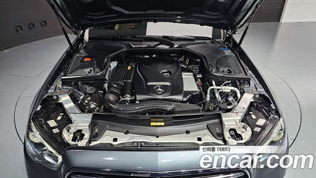 Mercedes-Benz E-Class 2021 — Şəkil 6/20