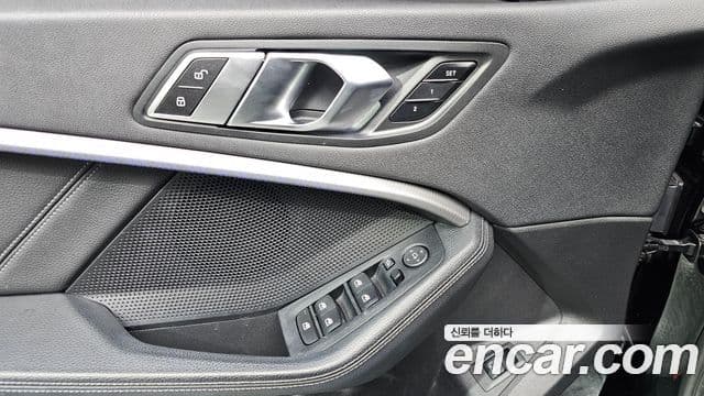 BMW 1 Series 2022 — Photo 13/20
