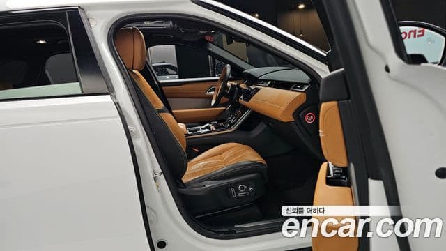 Land Rover Range Rover Velar 2020 — ფოტო 11/20