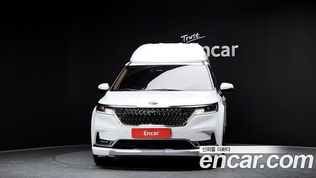 Kia Carnival 2021 — Фото 3/20