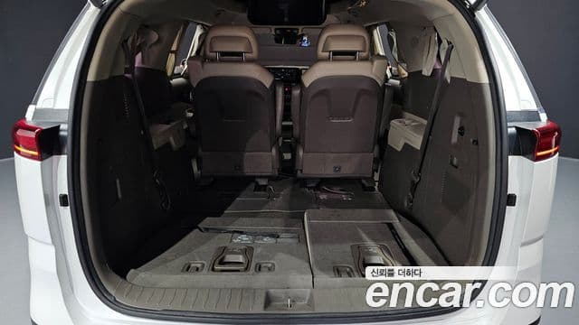 Kia Carnival 2021 — Фото 20/20