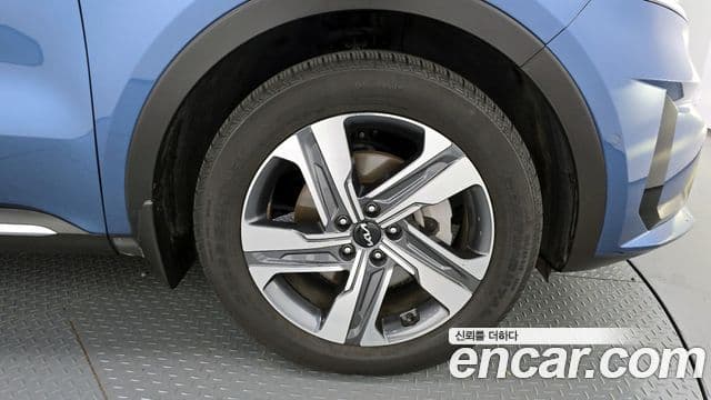 Kia Sorento 2021 — фото 5 из 20
