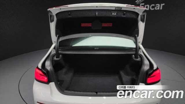 BMW 5 Series 2022 — ფოტო 20/20