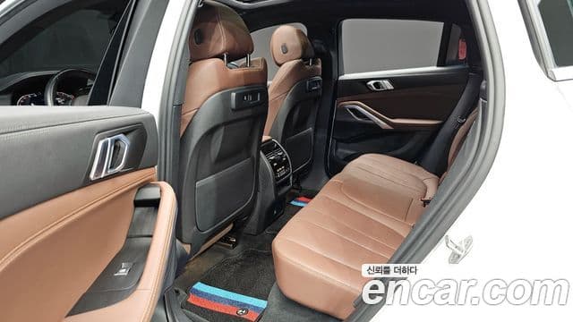 BMW X6 2022 — Şəkil 10/20