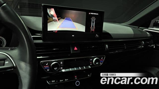 Audi A4 2021 — Şəkil 15/20
