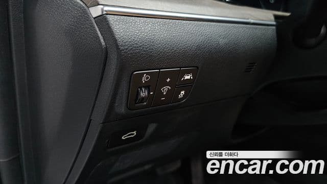 Kia K5 2020 — ფოტო 18/20