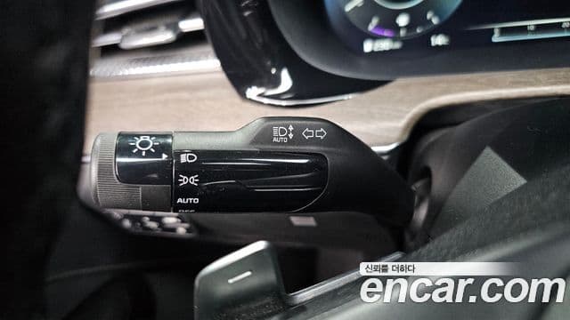 Kia K5 2020 — ფოტო 19/20