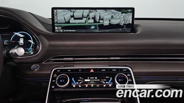 Genesis GV80 2021 — ფოტო 14/20