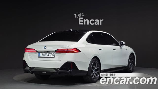 BMW 5 Series 2025 — Şəkil 1/20
