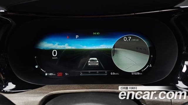 Kia K5 2020 — ფოტო 8/20