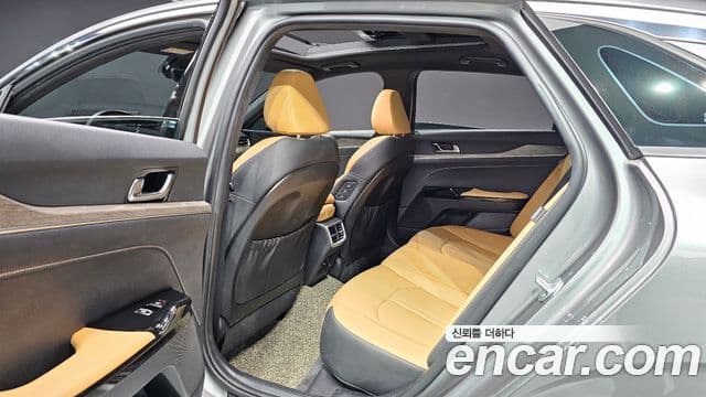 Kia K5 2020 — ფოტო 12/20