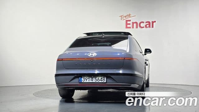 Hyundai Grandeur 2023 — ფოტო 4/20