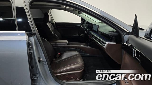 Hyundai Grandeur 2023 — ფოტო 11/20