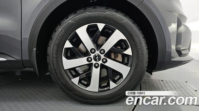 Kia Sorento 2021 — ფოტო 5/20