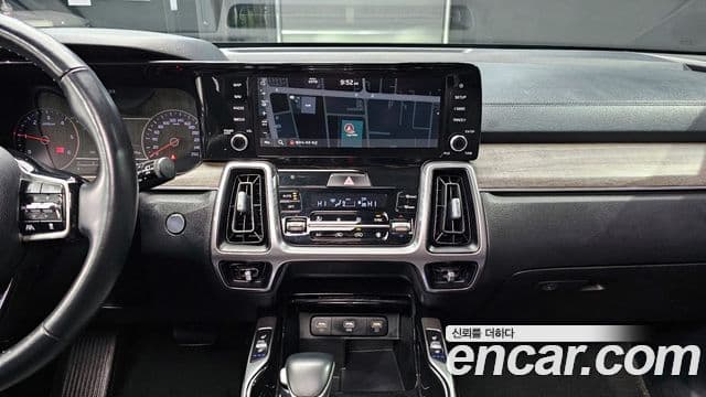 Kia Sorento 2021 — Şəkil 15/20