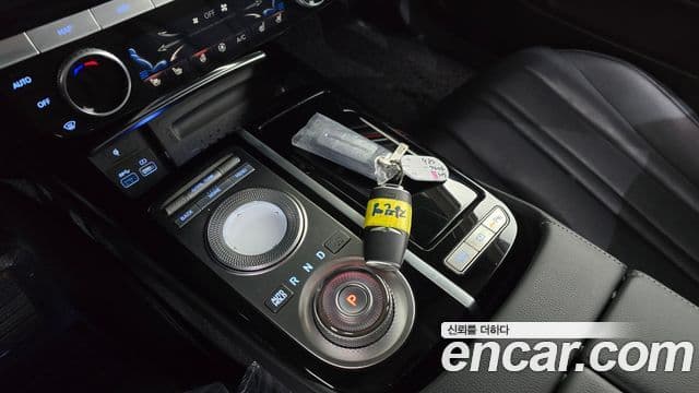 Genesis Electrified G80 2021 — Şəkil 9/20