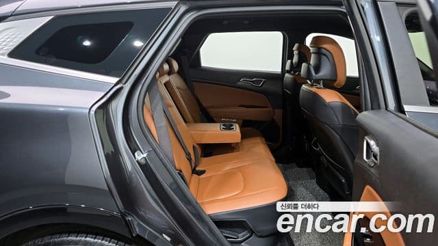 Kia Sportage 2022 — ფოტო 12/20