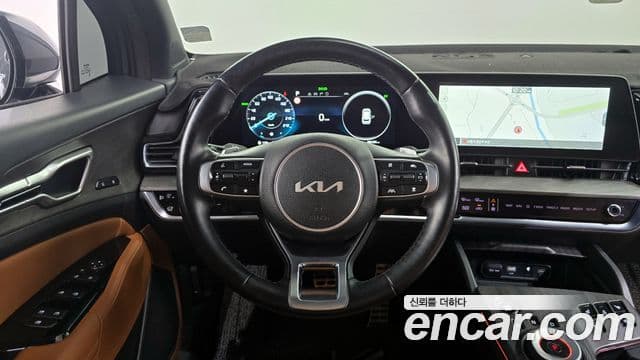 Kia Sportage 2022 — ფოტო 13/20