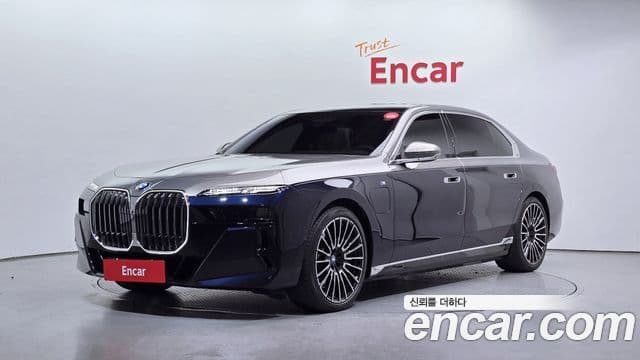 BMW 7 Series 2025 — ფოტო 1/20