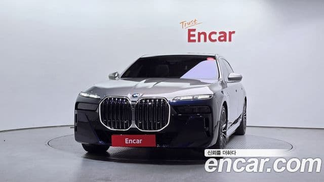 BMW 7 Series 2025 — ფოტო 3/20